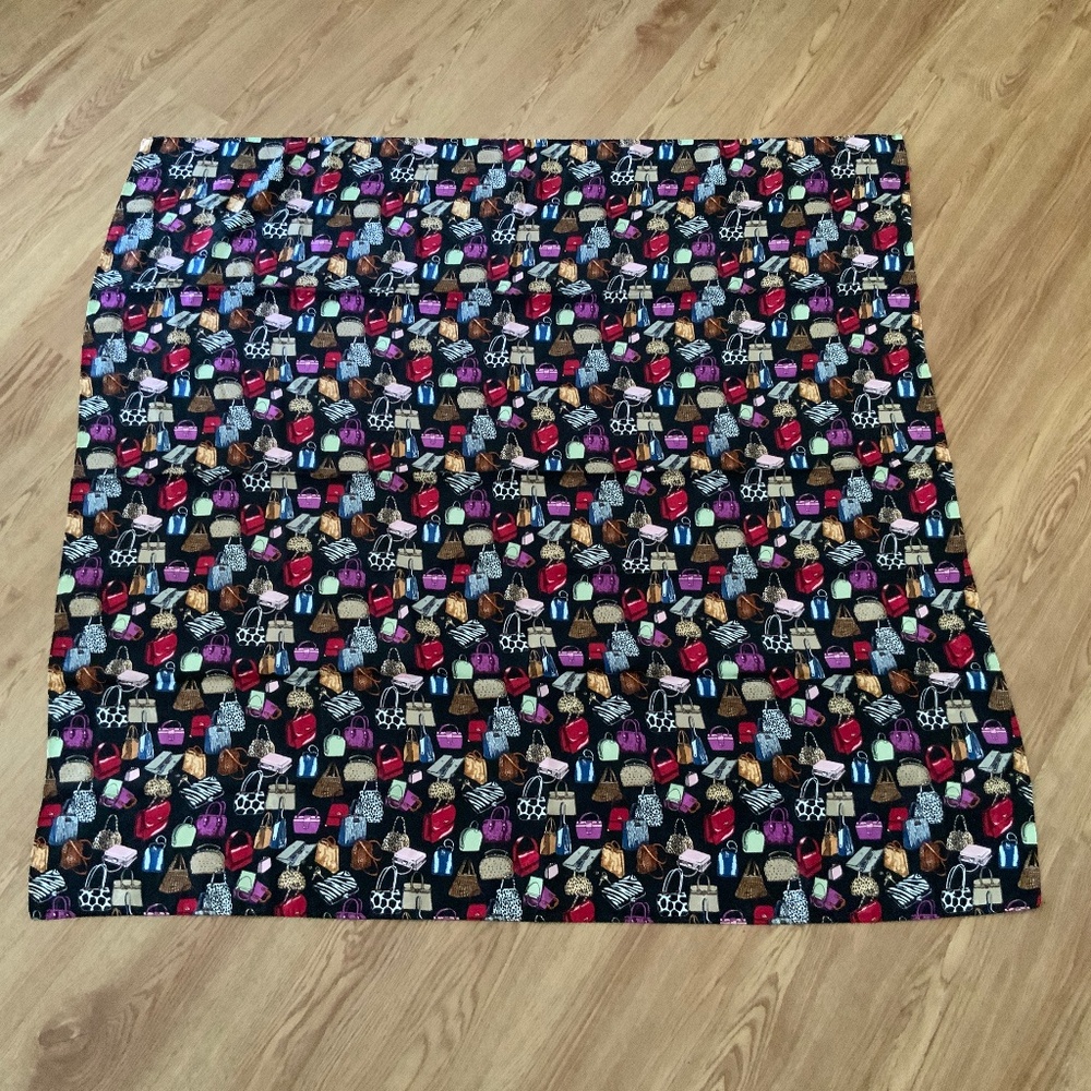 Nicole miller scarf classic handbag print